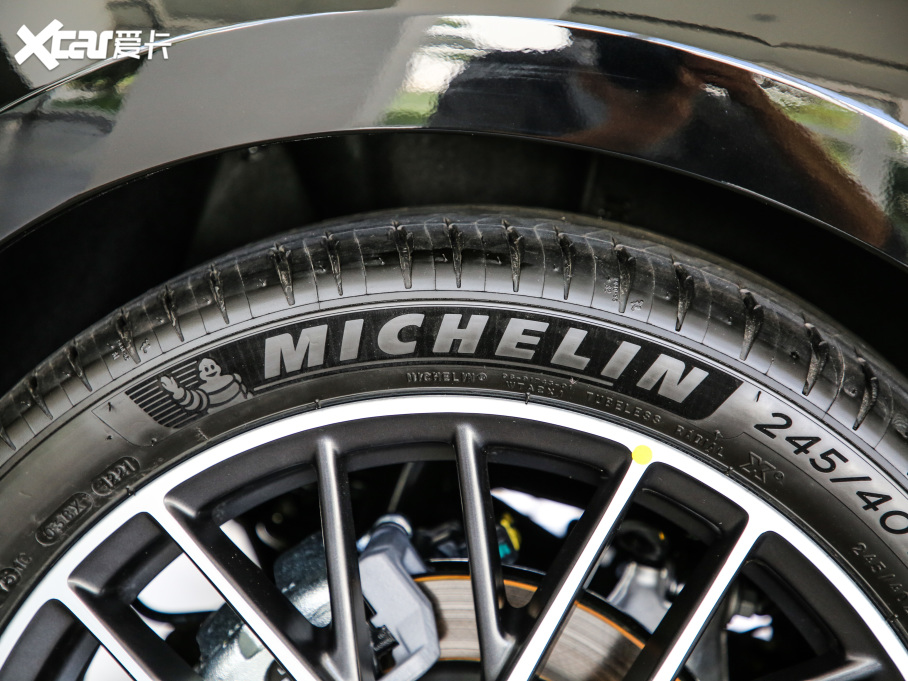 2021I(lng)02 Hatchback 2.0TD Halo {׼