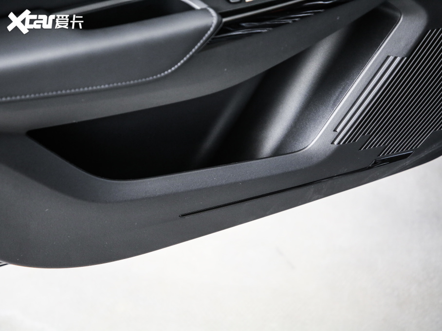 2021I02 Hatchback 2.0TD Halo {׼