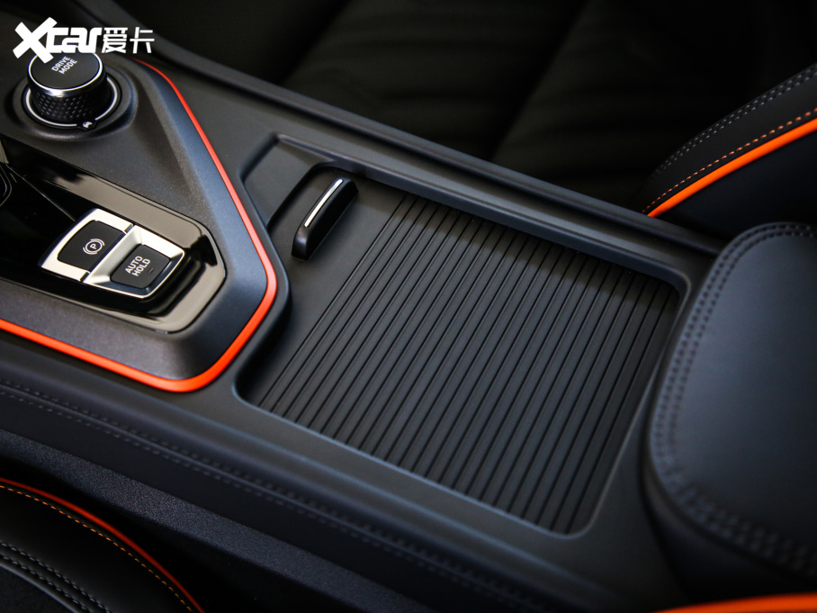 2021I(lng)02 Hatchback 2.0TD Halo {׼