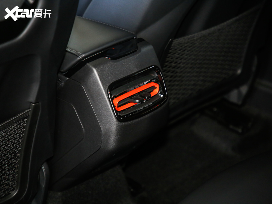 2021I02 Hatchback 2.0TD Halo {׼