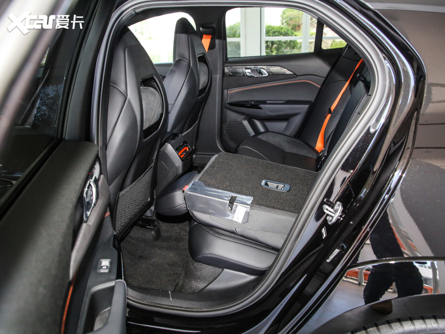 2021I(lng)02 Hatchback 2.0TD Halo {׼