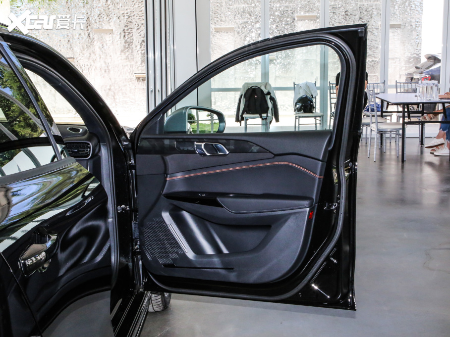 2021I(lng)02 Hatchback 2.0TD Halo {׼