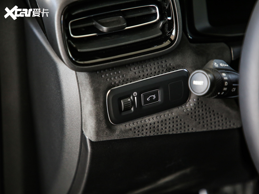 2021I02 Hatchback 2.0TD Halo {׼