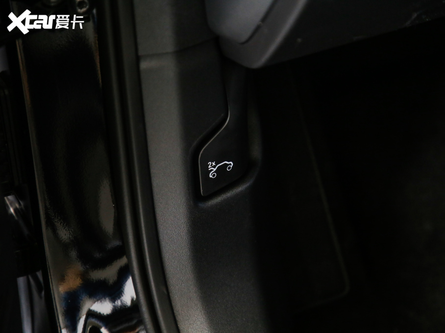 2021I(lng)02 Hatchback 2.0TD Halo {׼