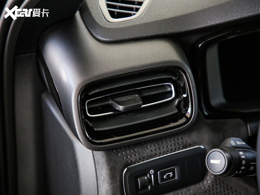 2021I(lng)02 Hatchback 2.0TD Halo {׼