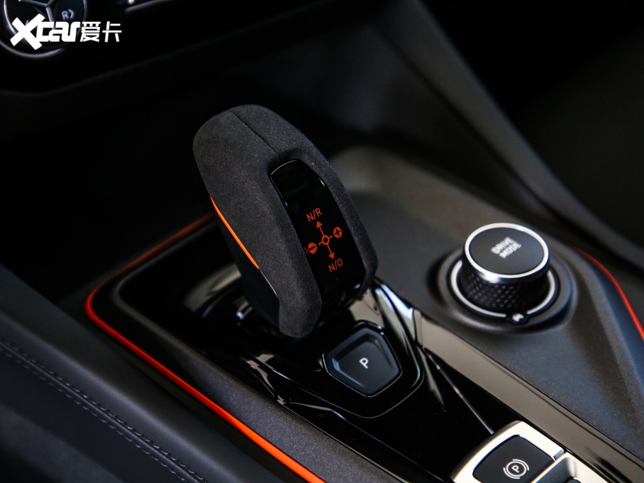 2021I02 Hatchback 2.0TD Halo {׼