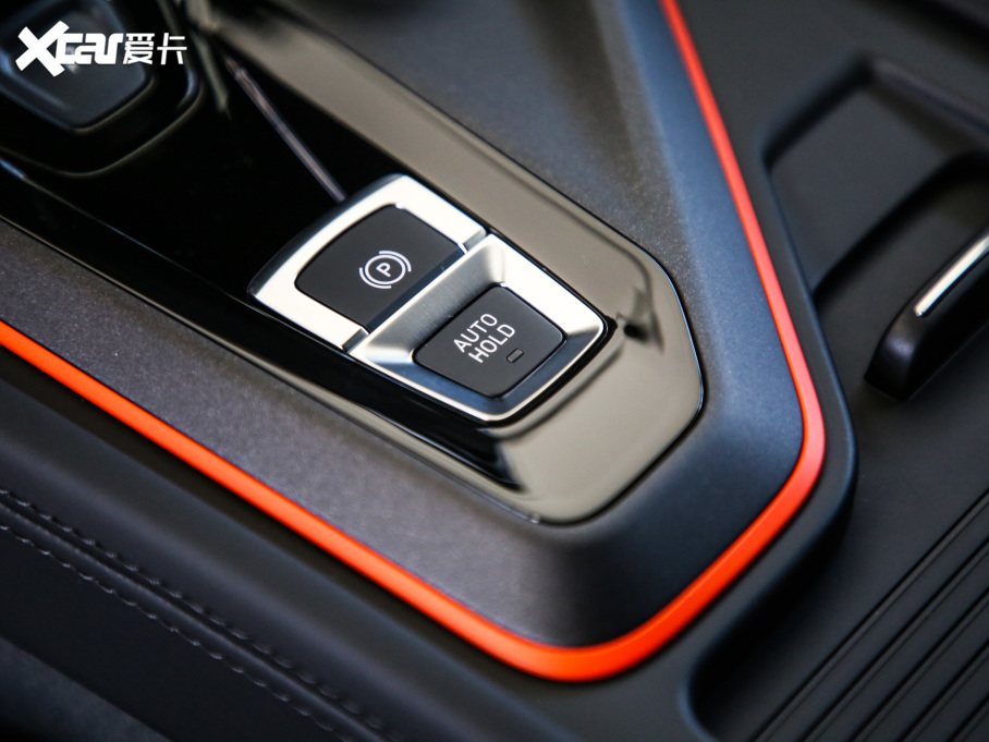 2021I02 Hatchback 2.0TD Halo {׼