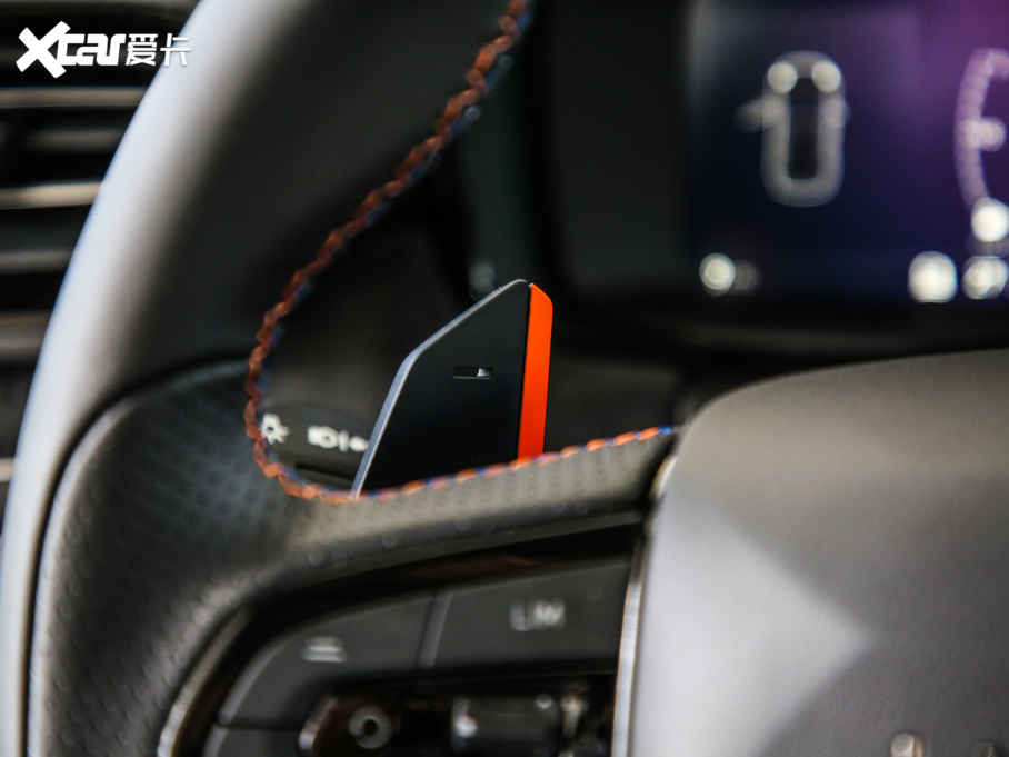 2021I02 Hatchback 2.0TD Halo {׼