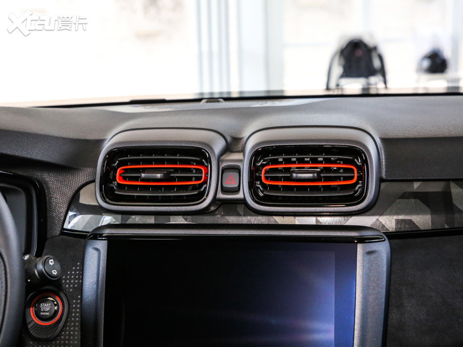 2021I02 Hatchback 2.0TD Halo {׼