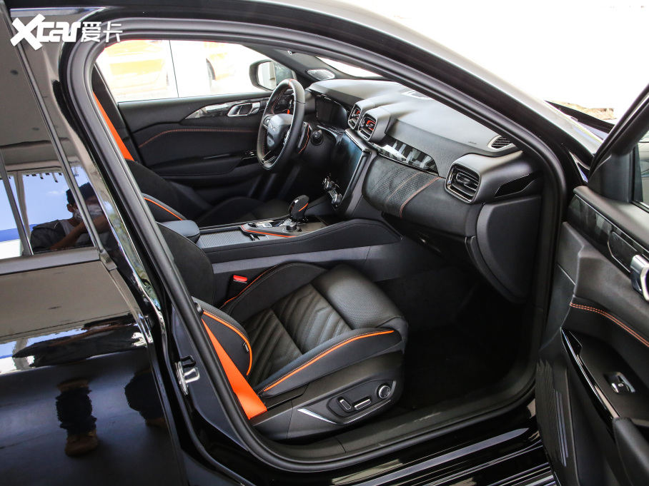 2021I02 Hatchback 2.0TD Halo {׼