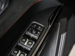 20212.0TD Halo {׼ g