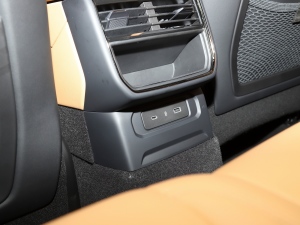 20212.0T PHEV Halo  п؅^