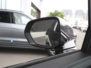 20212.0T PHEV Ultra  ^