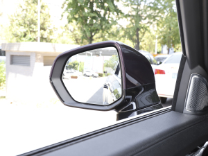 20212.0T PHEV Ultra  (x)(ji)^