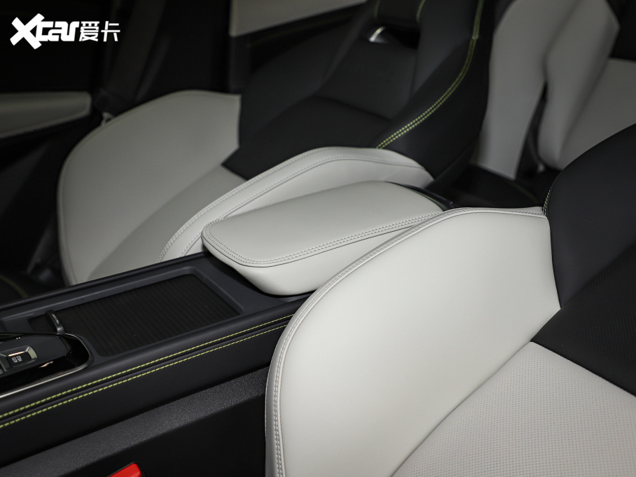 2022I02 2.0T DCTҫPro