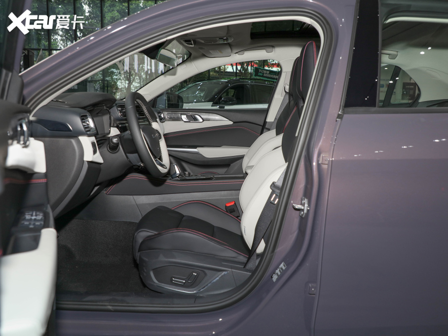 2022I02 2.0T DCTҫPlus