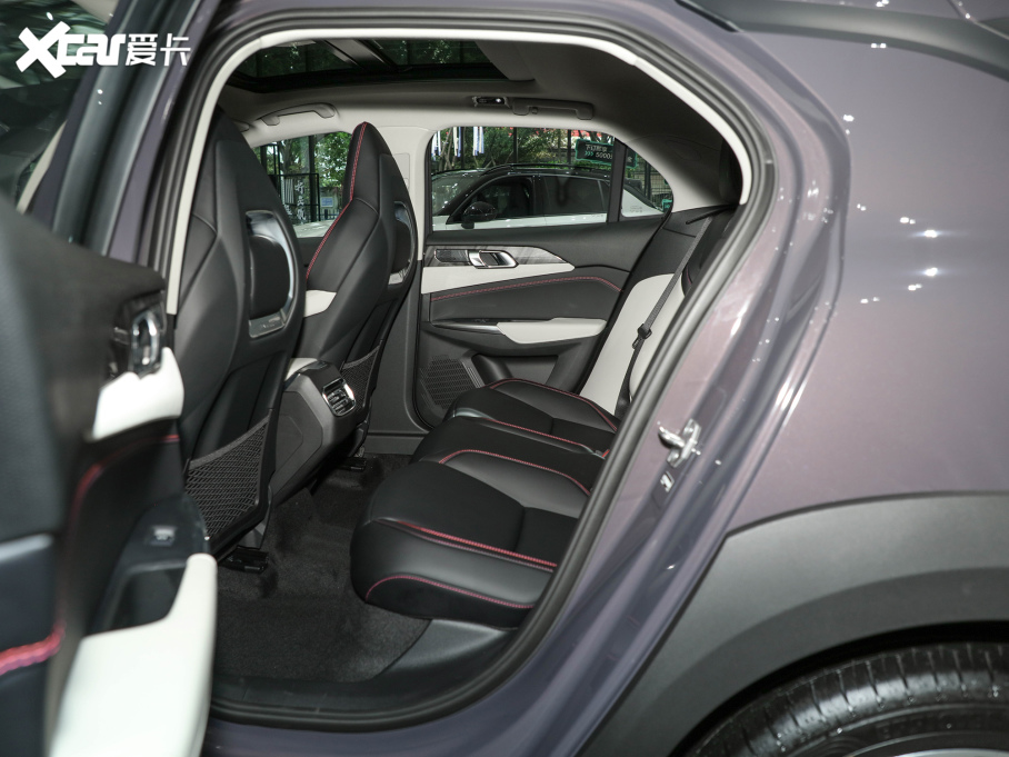 2022I02 2.0T DCTҫPlus