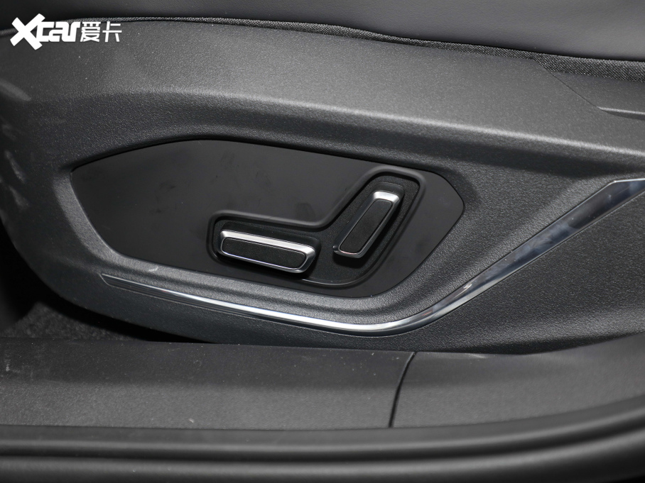 2022I02 2.0T DCTҫPlus