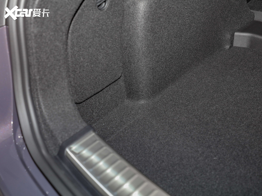 2022I02 2.0T DCTҫPlus