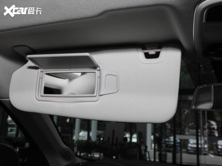 2022I02 2.0T DCTҫPlus