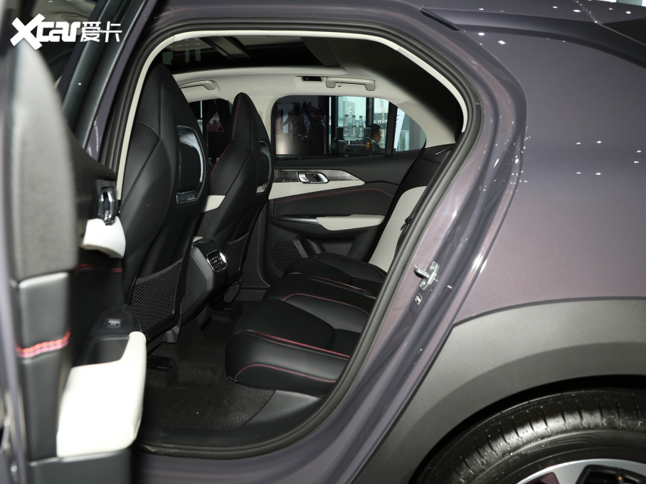 2022I02 1.5T DCTҫPlus