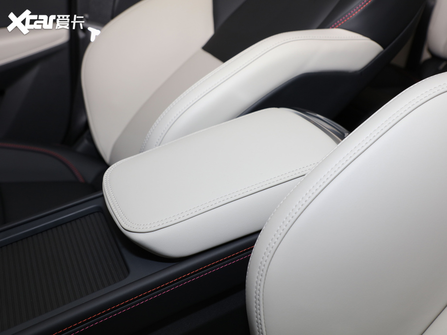 2022I02 1.5T DCTҫPlus