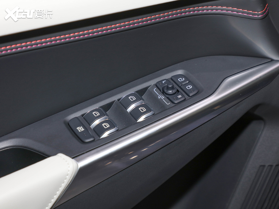 2022I02 1.5T DCTҫPlus