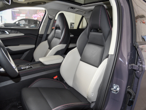 2022款1.5T DCT耀Pro 主驾驶座椅