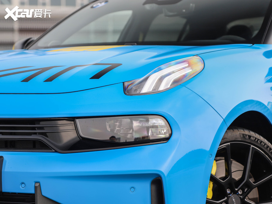 2022I03 03+ Cyan ư b