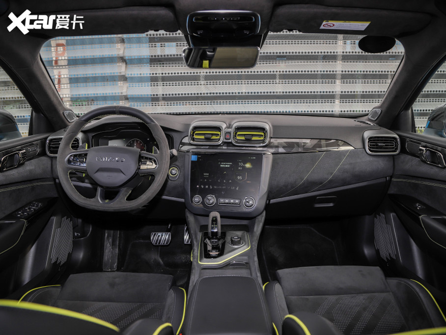 2022I03 03+ Cyan ư b