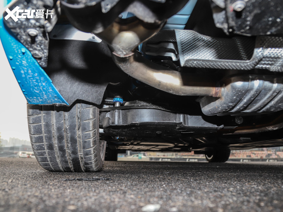 2022I03 03+ Cyan ư b