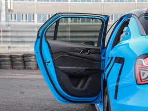 202203+ Cyan ư b ܇T