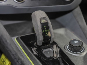 202203+ Cyan ư b QU