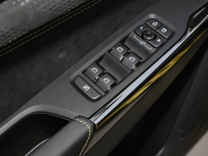 202203+ 2.0TD ԄSL п؅^