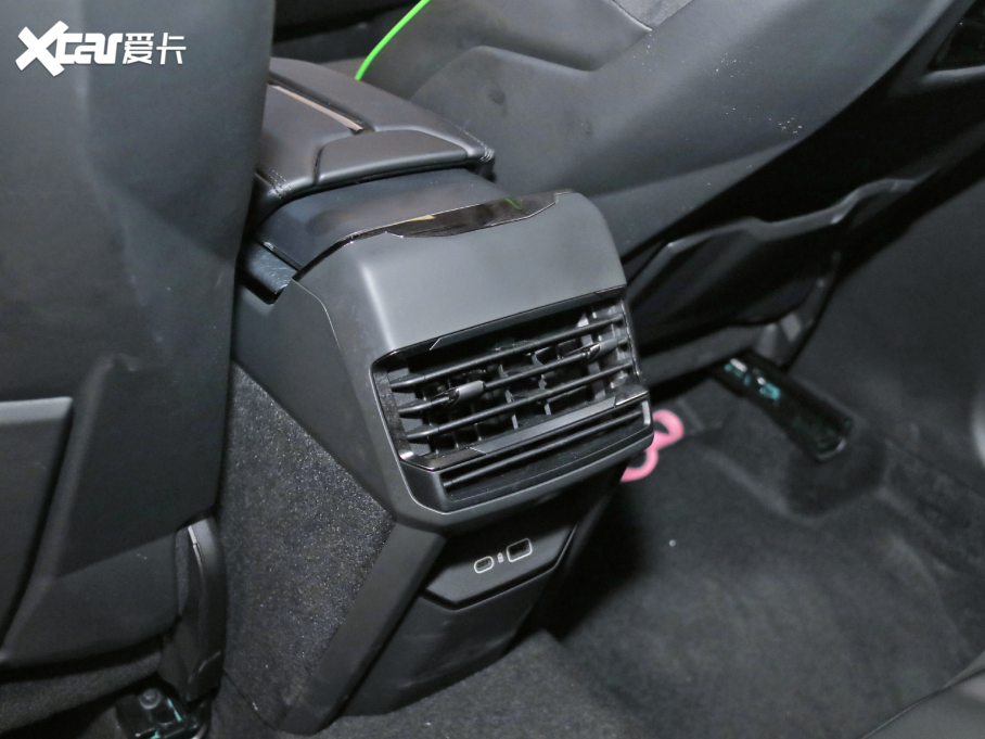 2022I05 05+ 2.0TD Ԅb