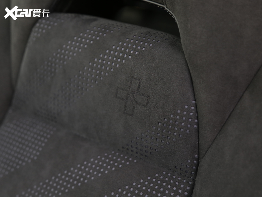 2022I(lng)05 05+ 2.0TD Ԅb