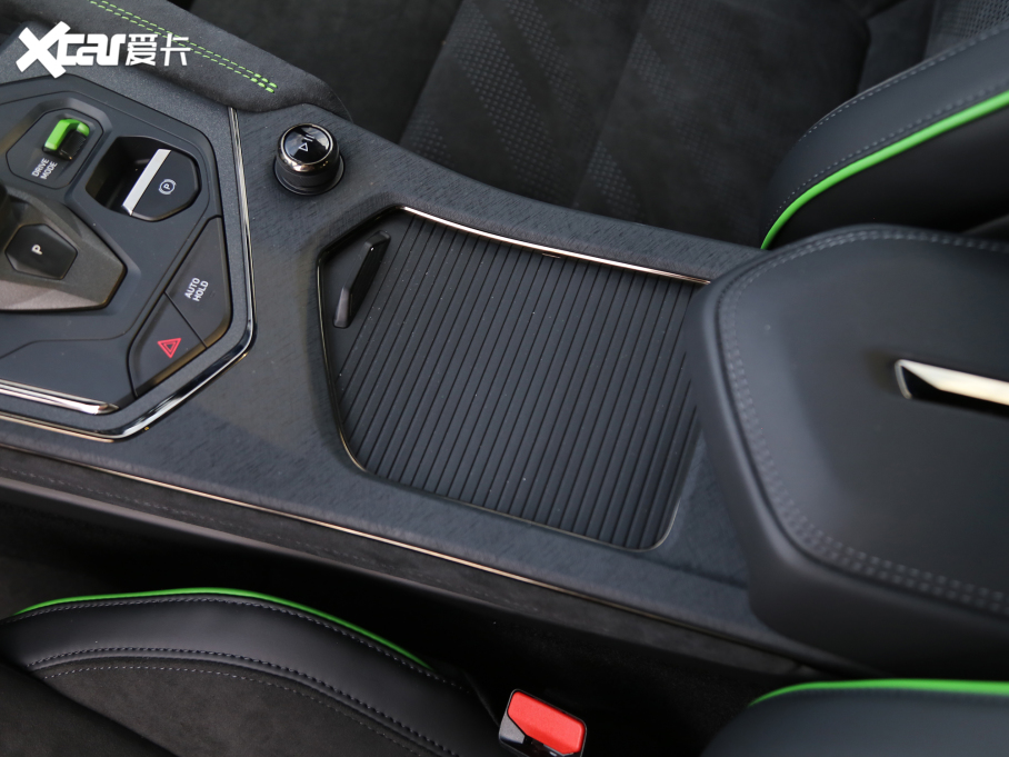 2022I05 05+ 2.0TD Ԅb