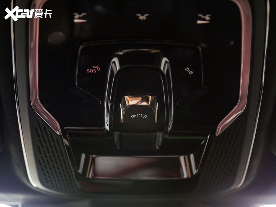 2022I05 05+ 2.0TD Ԅb