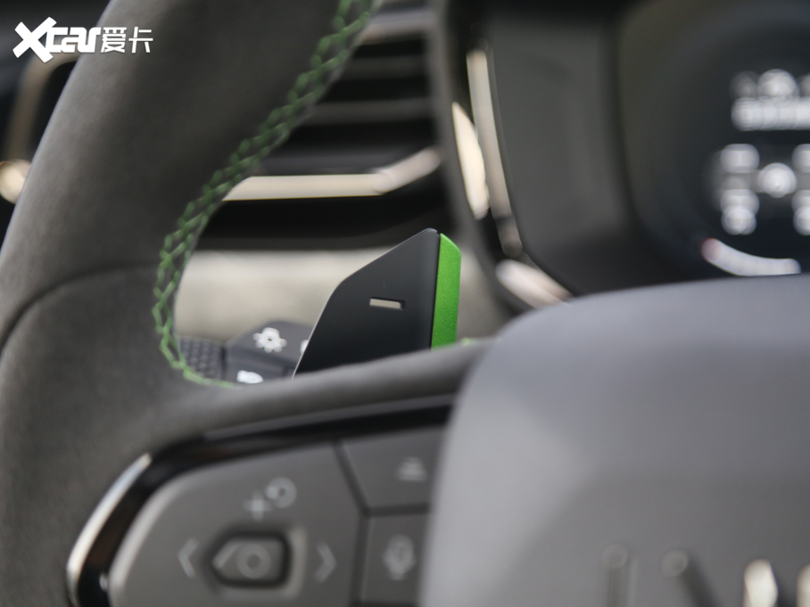 2022I(lng)05 05+ 2.0TD Ԅb