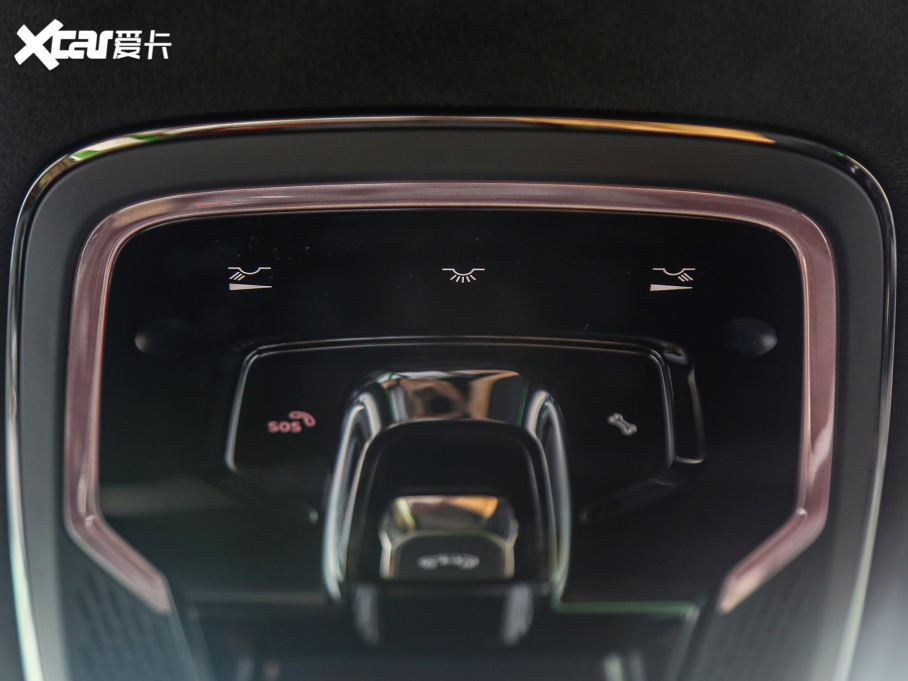 2022I05 05+ 2.0TD Ԅb