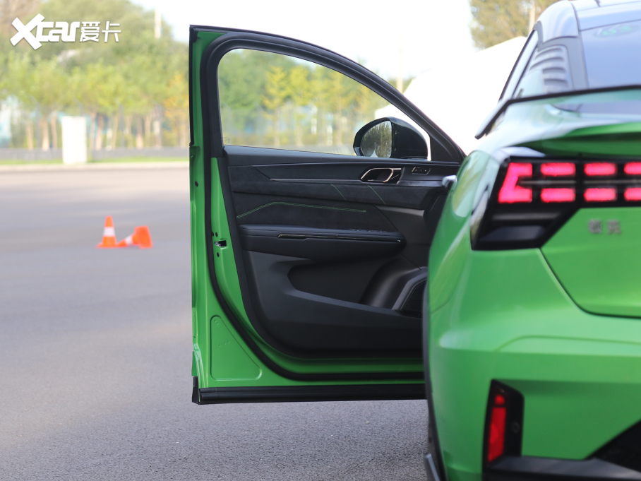 2022I(lng)05 05+ 2.0TD Ԅ(dng)b