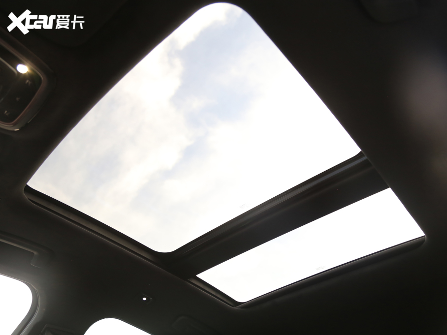 2022I05 05+ 2.0TD Ԅb