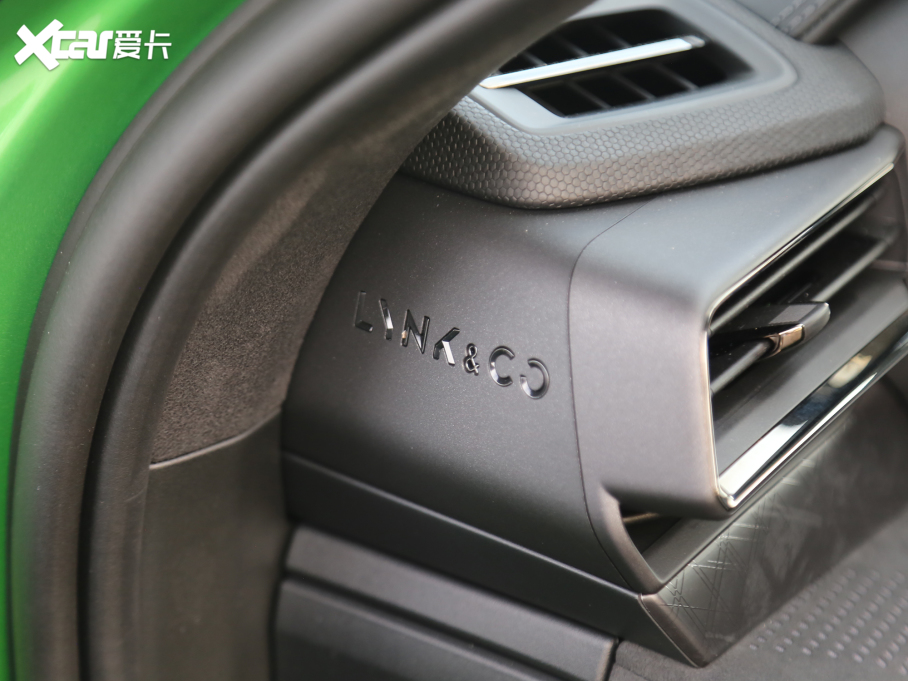 2022I05 05+ 2.0TD Ԅb