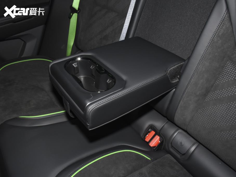 2022I05 05+ 2.0TD Ԅ̽