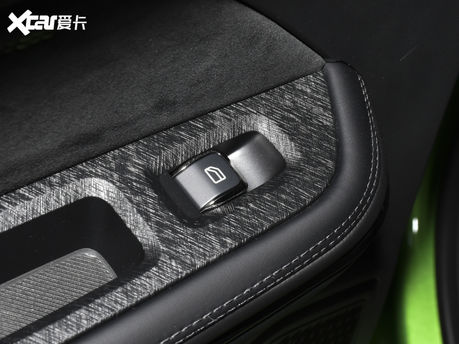 2022I05 05+ 2.0TD Ԅ̽