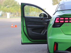 202205+ 2.0TD Ԅb п؅^