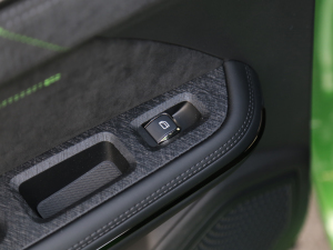 202205+ 2.0TD Ԅb п؅^