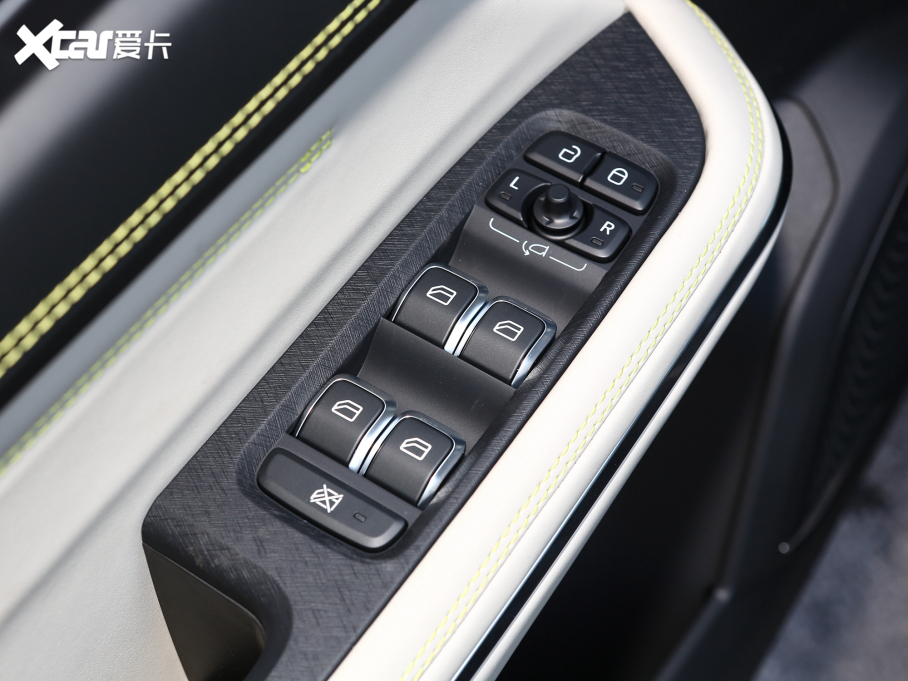 2022I05 2.0TD  ҫPlus