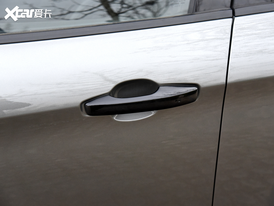 2022I02 Hatchback 20TD Pro