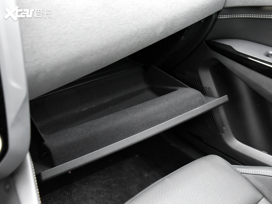 2022I(lng)02 Hatchback 20TD Pro